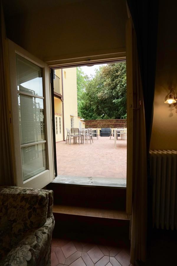 La Terrazza Di Via Elisa Bed & Breakfast Lucca Eksteriør bilde